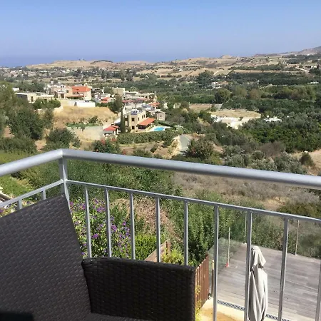 Semesterbostad 2 Bed High Spec Village House In Goudi Goudhi