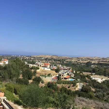 2 Bed High Spec Village House In Goudi Semesterbostad