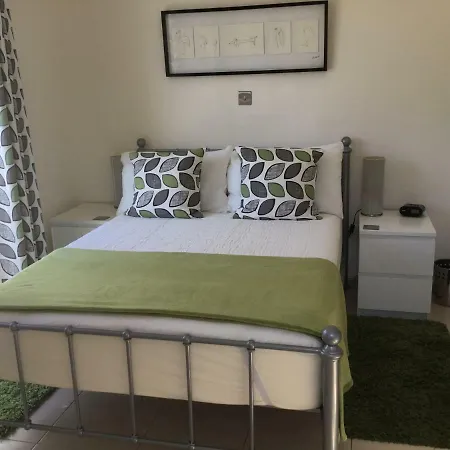 Semesterbostad 2 Bed High Spec Village House In Goudi Goudhi