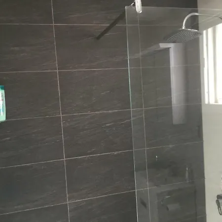 2 Bed High Spec Village House In Goudi Semesterbostad *