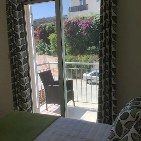 בית נופש 2 Bed High Spec Village House In Goudi